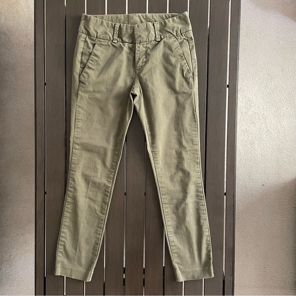 J. CREW GREEN CROPPED ANDIE CHINO PETITE PANTS!! - Picture 2 of 14